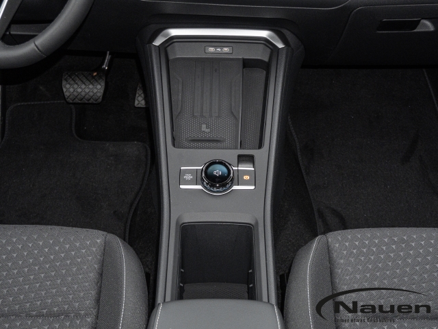 T-Roc Life 1.5 eTSI OPF 110 kW 7-Gang DSG * Rate 279 *