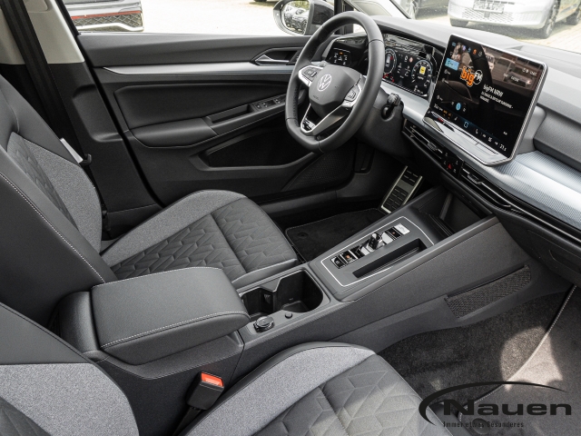Golf VIII 1.5 Energy eTSI OPF 110 kW (150 PS) 7-Gang-DSG-Getriebe