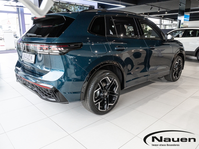 Tiguan R-Line 1,5 l eHybrid 6-Gang-DSG AHK, Panodach, HarmanKardon, Volleder