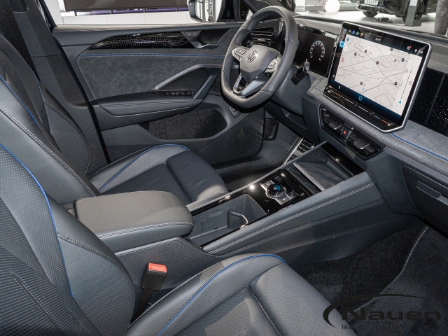 Tiguan R-Line 1,5 l eHybrid 6-Gang-DSG AHK, Panodach, HarmanKardon, Volleder