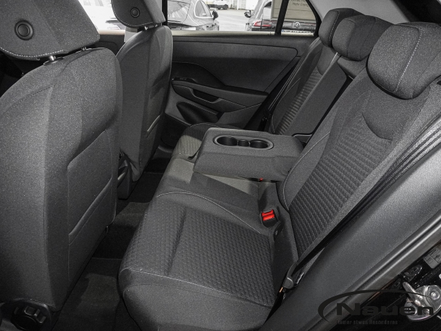 T-Roc Life 1.5 l eTSI 110 kW 7-Gang-DSG Allwetter AHK