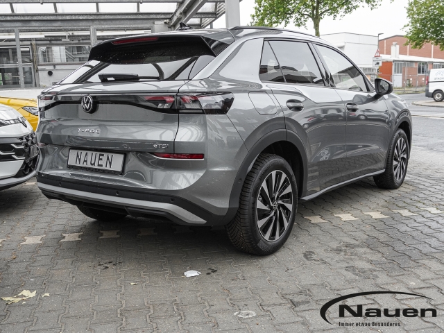 T-Roc Life 1.5 l eTSI 7-Gang-DSG AHK, Ganzjahresreifen