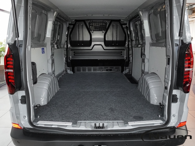Transporter 2.0 VW NFZ Kasten Motor  2,0 l TDI 110 kW Getriebe: 6-Gang-Schaltgetriebe Radstand: 3100 mm KR