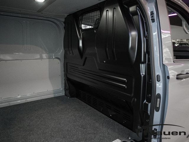 Transporter 2.0 VW NFZ Kasten Motor  2,0 l TDI 110 kW Getriebe: 6-Gang-Schaltgetriebe Radstand: 3100 mm KR