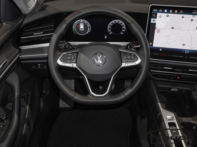 Passat Business 1,5 l eHybrid AHK, Navi, LED-Matrix