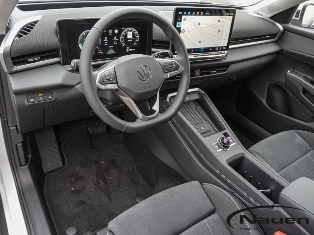 T-Roc Style 1.5 l eTSI OPF 110 kW (150 PS) 7-Gang-Doppelkupplungsgetriebe DSG