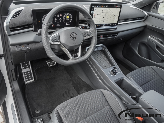 T-Roc R-Line 1.5 l eTSI 110 kW 7-Gang-DSG AHK, Navi