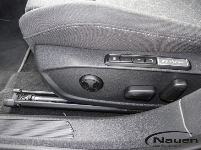 Golf Variant VIII 2.0 TDI DSG *mtl. 289,- 1,99%*