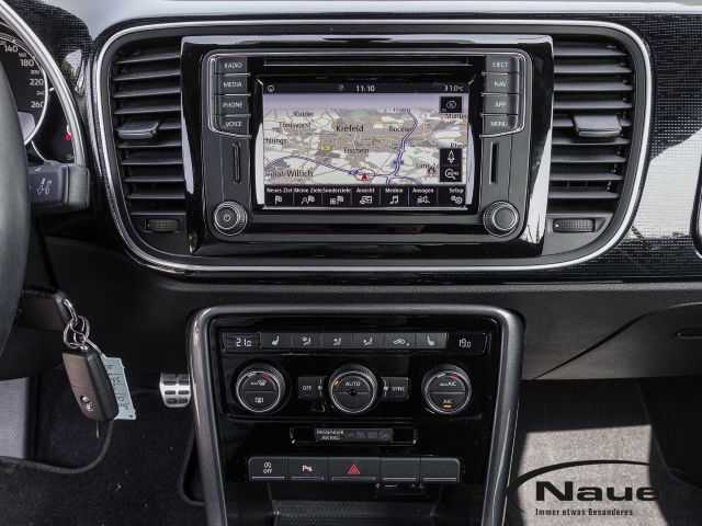 Beetle Cabriolet Design NAVI,PDC,SHZ,KLIMAAUT.