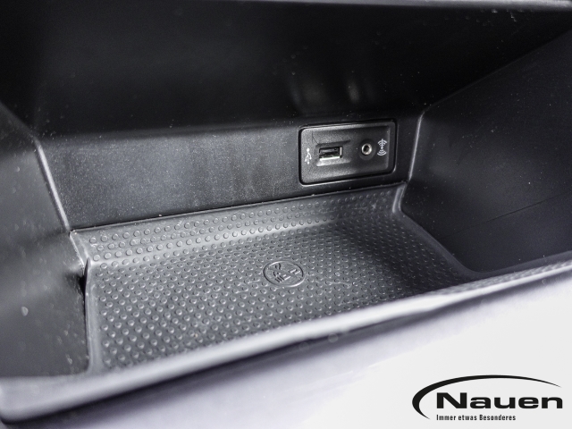 Beetle Cabriolet Design NAVI,PDC,SHZ,KLIMAAUT.