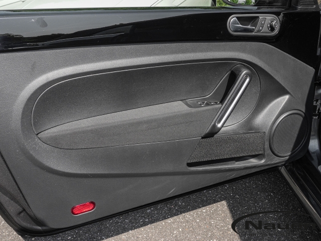 Beetle Cabriolet Design NAVI,PDC,SHZ,KLIMAAUT.