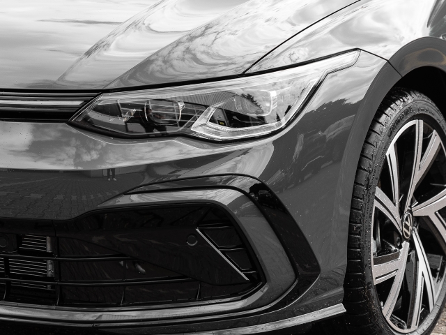 Golf Variant R-Line *ACC*PANO*H&K*MATRIX*KAMERA*