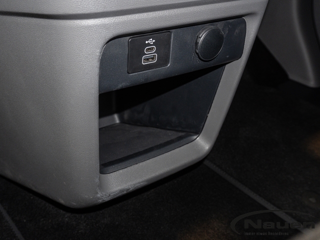 Transporter Caravelle Edition  2,0 l TDI 4MO 125 kW Getriebe: 8-Gang-Automatikgetriebe 3100 mm