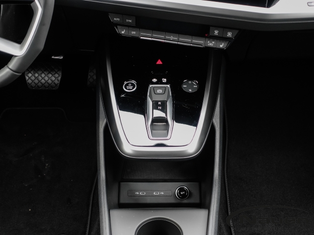 Q4 S Line Matrix MMIpro AHK LM21 SHZ RFK