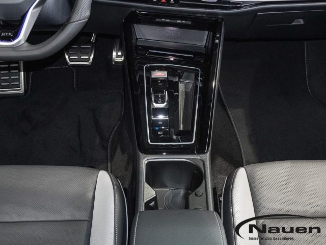Golf VIII GTE 1.5 TSI eHybrid DSG LAGERSALE