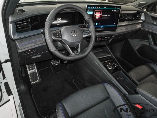Tayron 1.5 TSI eHybrid 150 kW R-Line AHK Panoramadach